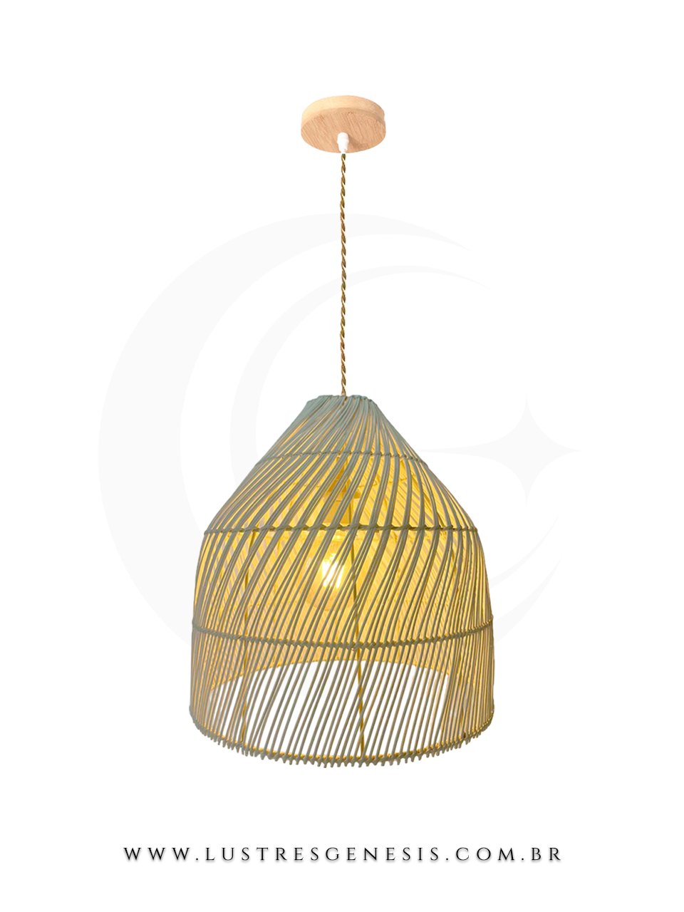 Pendente de fibra de rattan natural Gambier Ø35cm aceso, ideal para mesas, balcão de cozinha, área gourmet e sítios